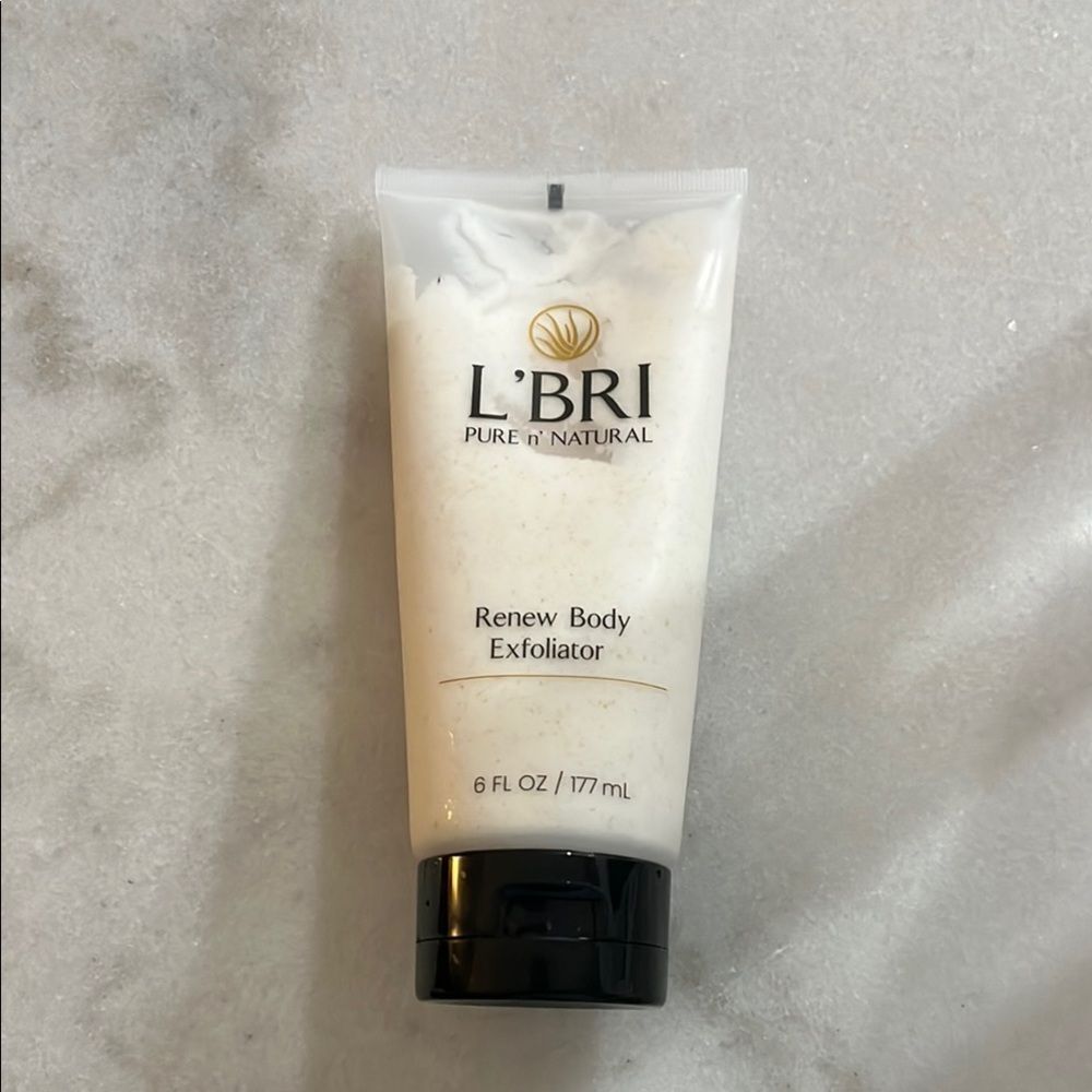 Renew Body Exfoliator - White